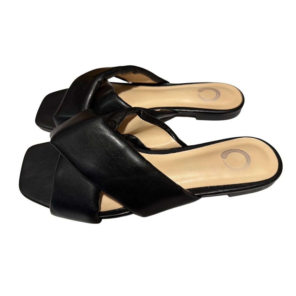 Journee Collection‎ Women Black Puffy Crisscross Square Toe Vegan Leather Sandal